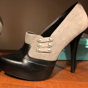 Qupid Black/Grey Stiletto Spectator Heels 8